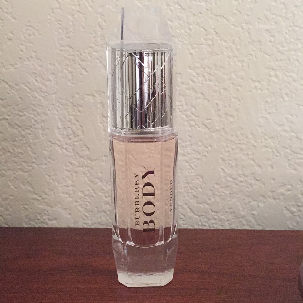 Burberry Body Tender 1.1 FL OZ Eau de Toilette